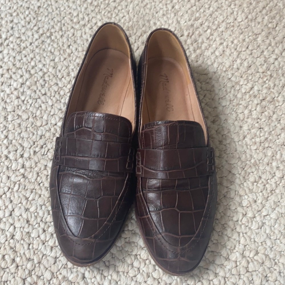 Madewell Alex croc embossed loafers!